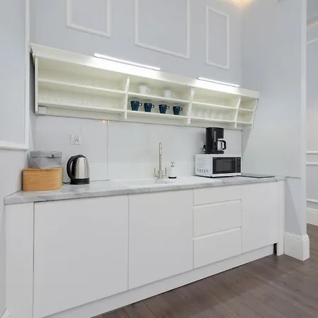 Perla Starego Miasta Kamienica Czapskich By Noclegi Renters Krakau Exterior foto